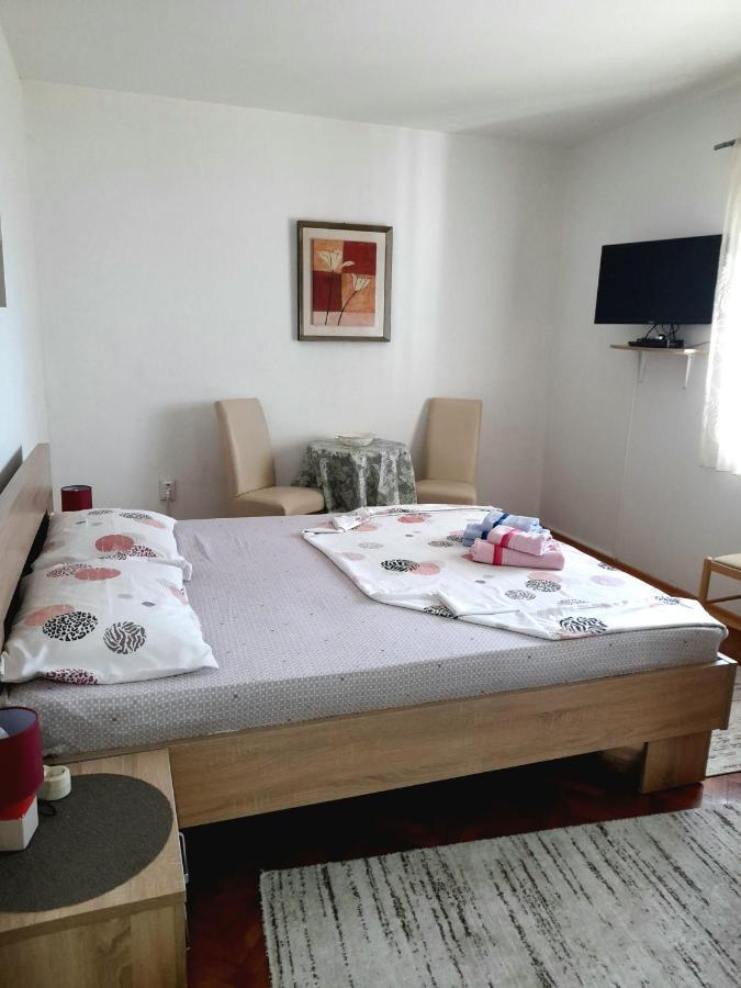 Apartman Sb Ulcinj Exterior photo